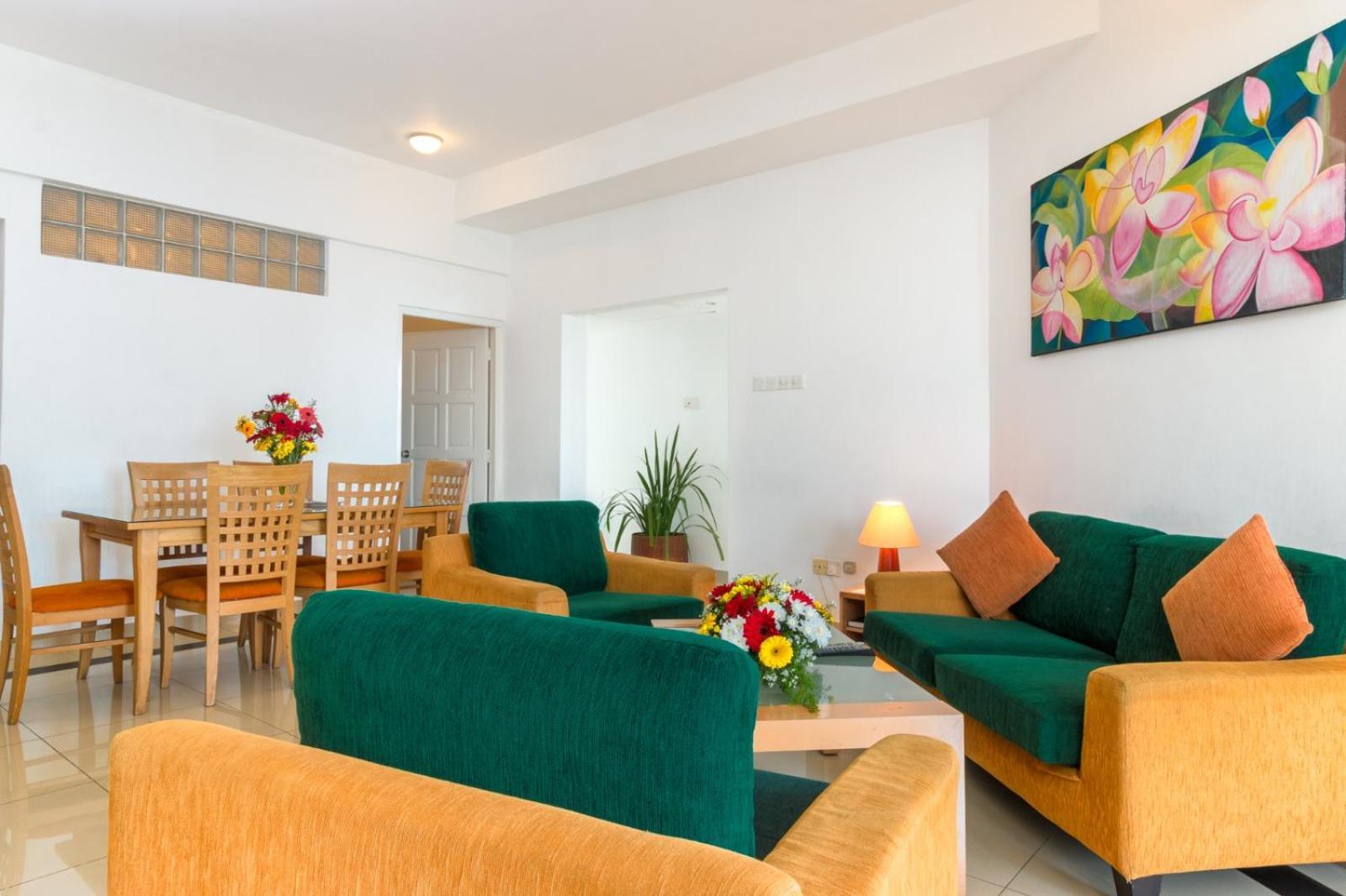 קולומבו Global Towers Hotel & Apartments מראה חיצוני תמונה