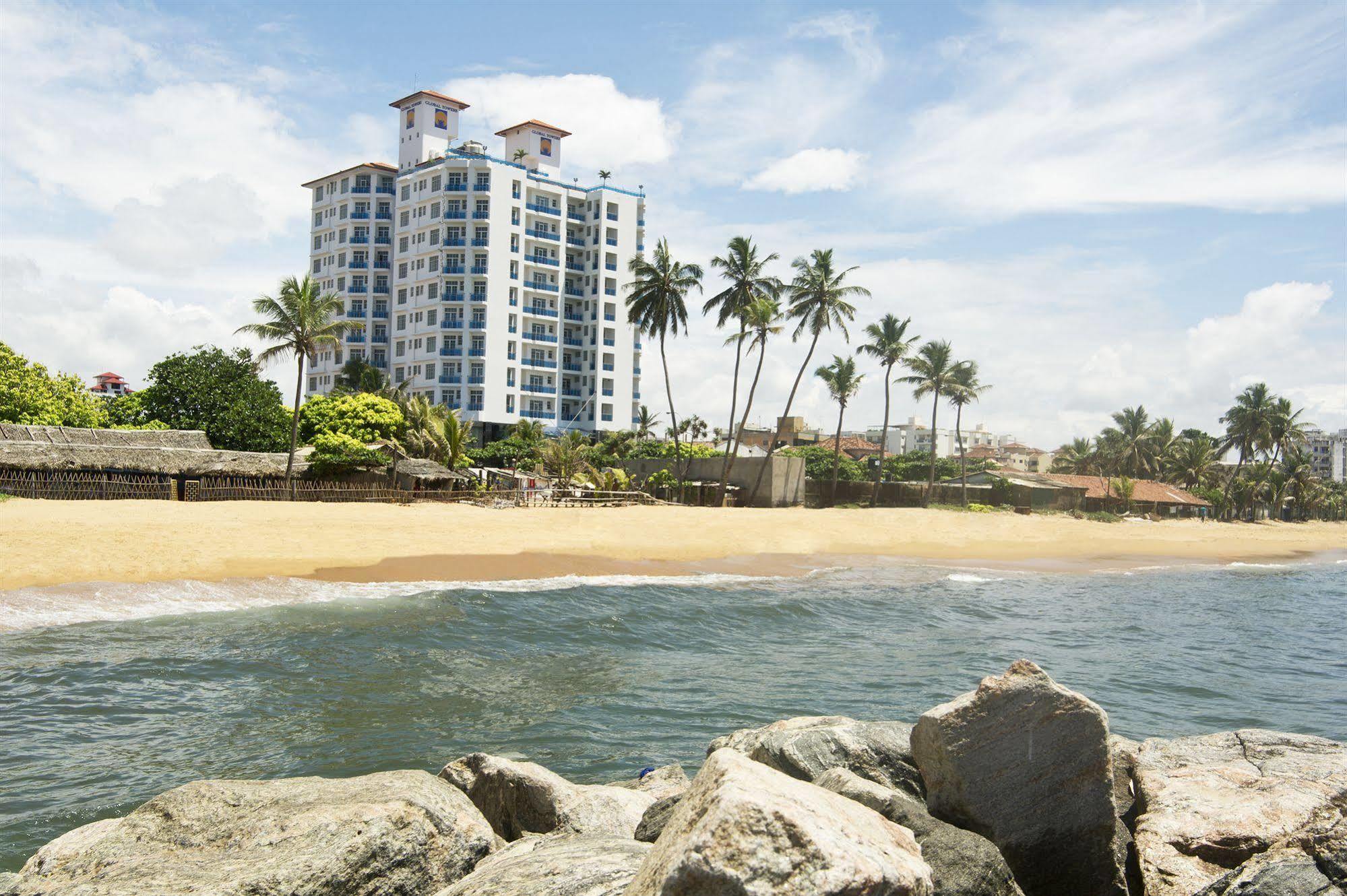 קולומבו Global Towers Hotel & Apartments מראה חיצוני תמונה