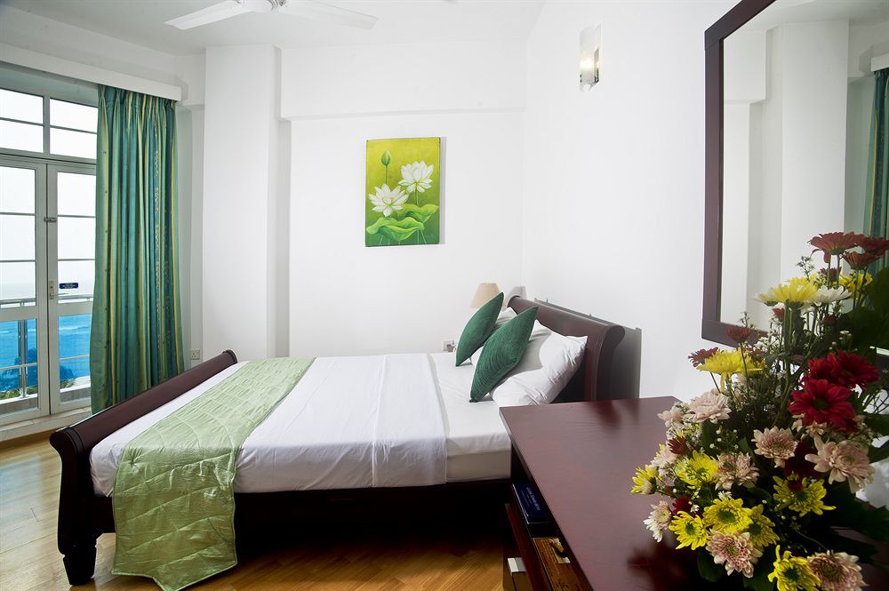 קולומבו Global Towers Hotel & Apartments מראה חיצוני תמונה