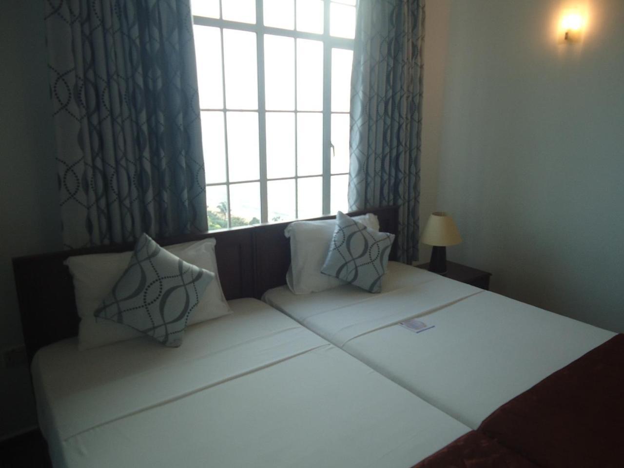 קולומבו Global Towers Hotel & Apartments מראה חיצוני תמונה