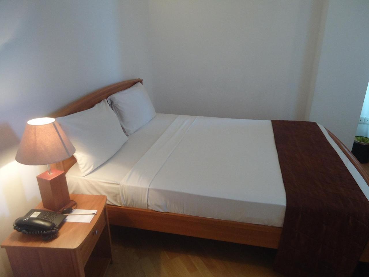 קולומבו Global Towers Hotel & Apartments מראה חיצוני תמונה